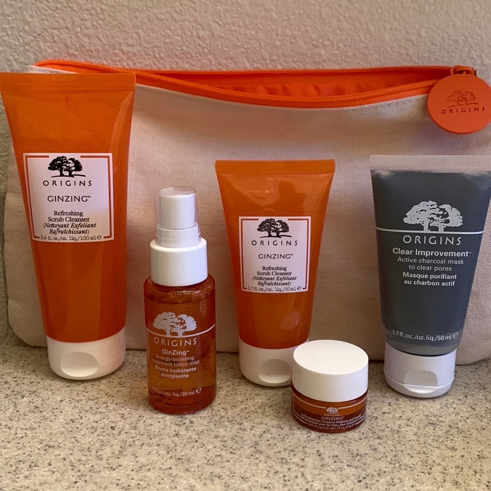 Origins Ginzing skincare set plus bag